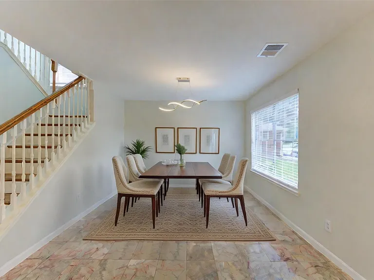 9611 Lasbury Dr — Photo 4