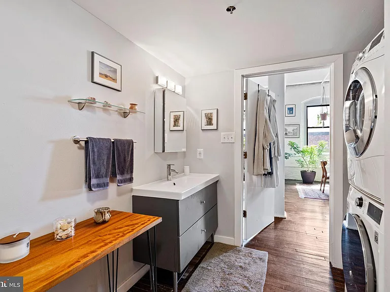 429 N 13th St #5G — Photo 33