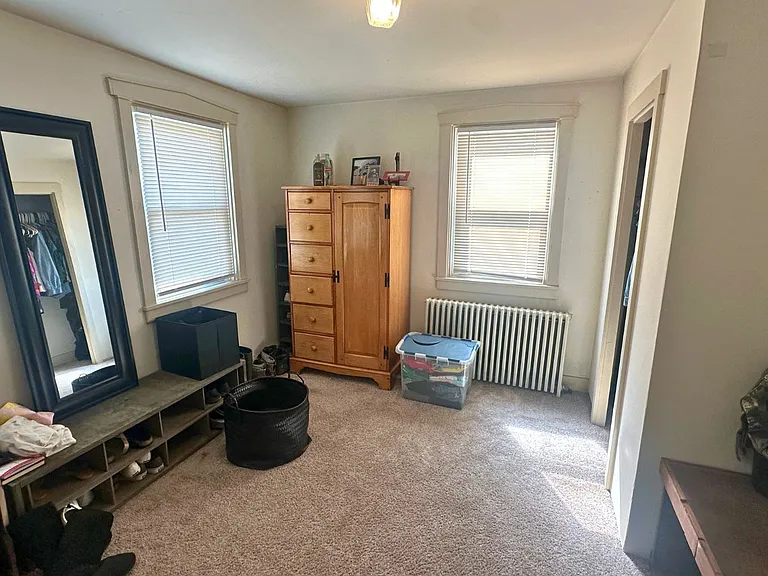 1404 E Newport Rd — Photo 20