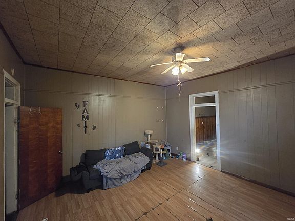 3rd image of 1018 N 9th St