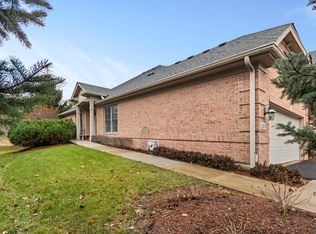 332 Ashbury Pl, Lemont, IL 60439