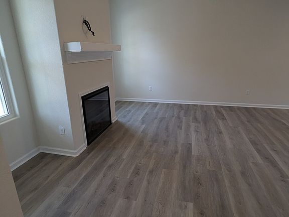 2nd image of 9311 Belgrave Ave
