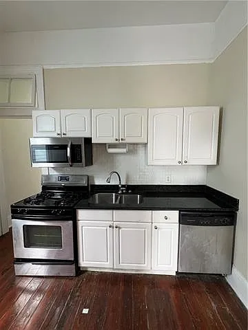 4433 Iberville St #A — Photo 8