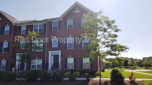 1st image of 13340 E Golden Gate Dr