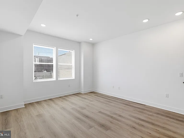 617 W Cumberland St #2 — Photo 10