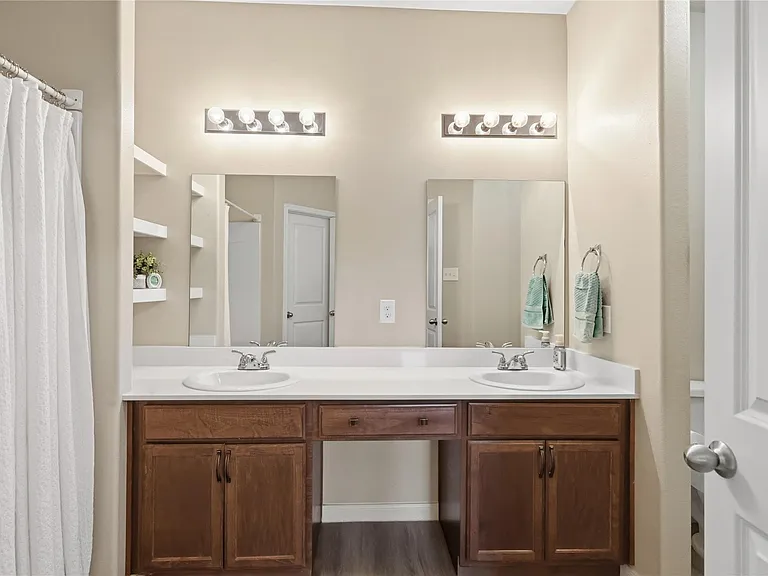 1222 Road 5102 — Photo 16