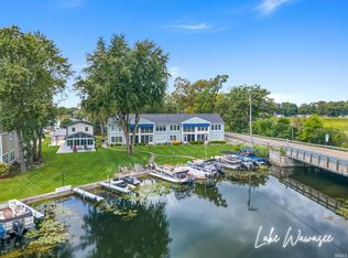 700 S Lakeside Dr APT 8, Syracuse, IN 46567