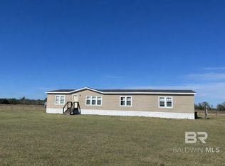 1064 Old Fannie Rd, Flomaton, AL 36441