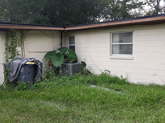 3rd image of 2953 W 9th St