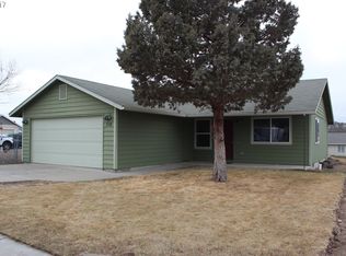 718 SW Lincoln Ct, Madras, OR 97741