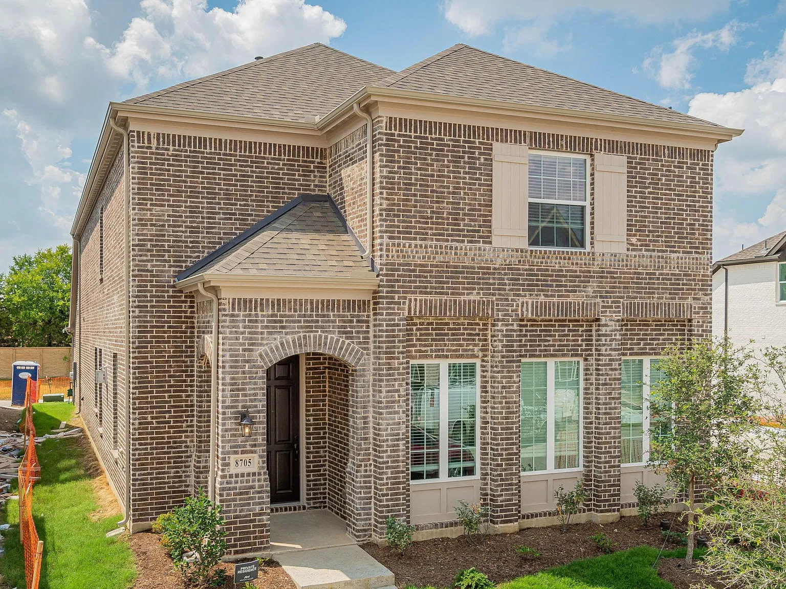 4 bed, 3.5 bath, 3313 sqft, $3,200 — Photo 1