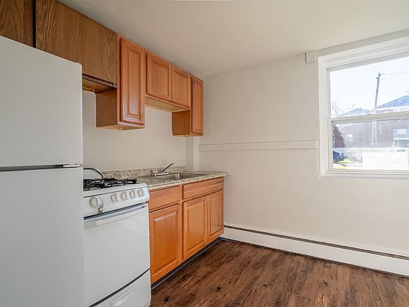 2nd image of 20 Linda Dr APT 1
