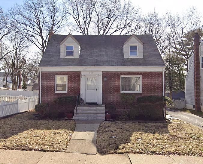 1st image of 566 North St