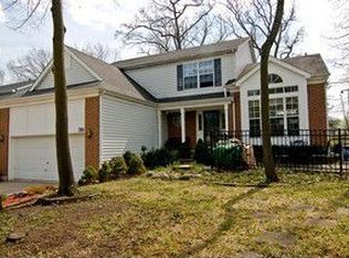 39 Foxglove Ct, Streamwood, IL 60107