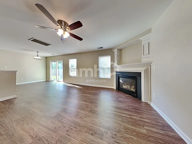 5432 Wyalong Dr — Photo 6