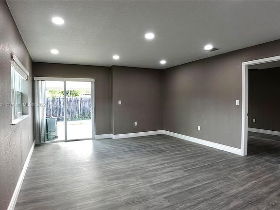 3rd image of 21331 NW 40th Circle Ct #21331