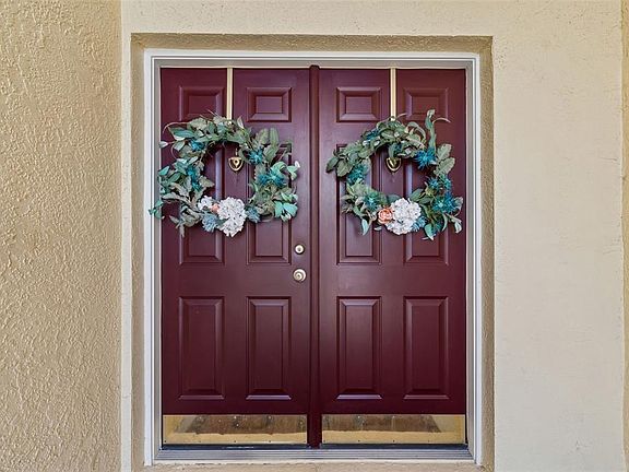 2nd image of 10111 Kingshyre Way