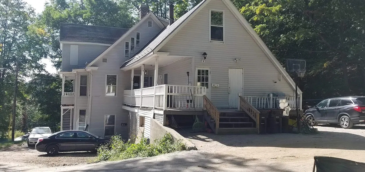 140 School Street - 1 — Photo 2
