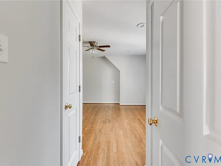 5318 Monument Ave — Photo 31