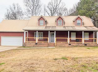 63 Loughridge Ln, La Fayette, GA 30728