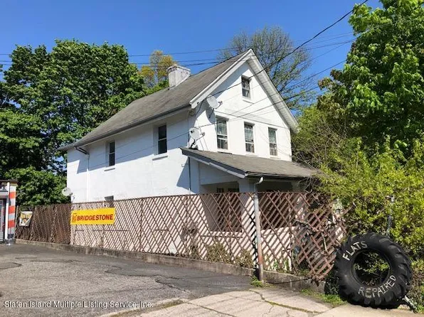 19 Seaview Ave, Staten Island, NY 10304