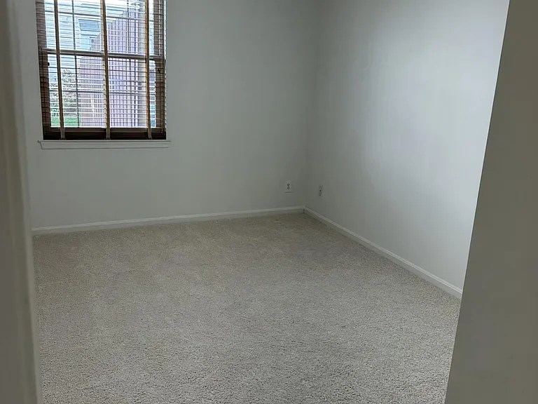 8232 Catbird Cir — Photo 11