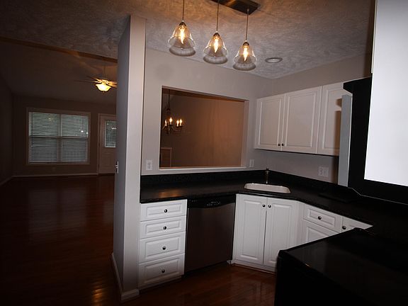 3rd image of 120 Spring Lake Road #13