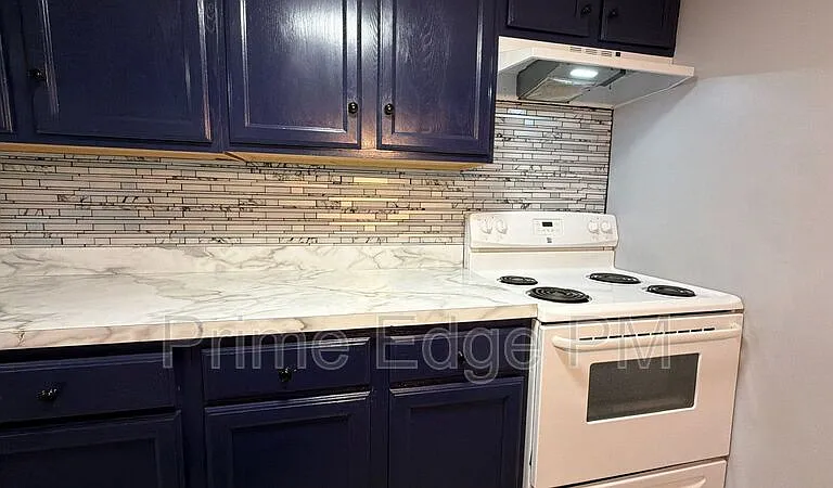2343 B St #3 — Photo 9