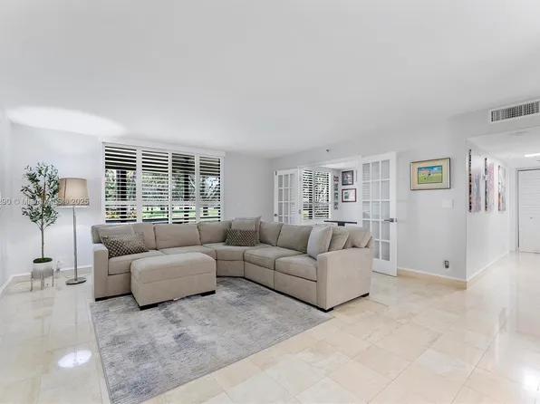 7225 Promenade Dr APT 102, Boca Raton, FL 33433