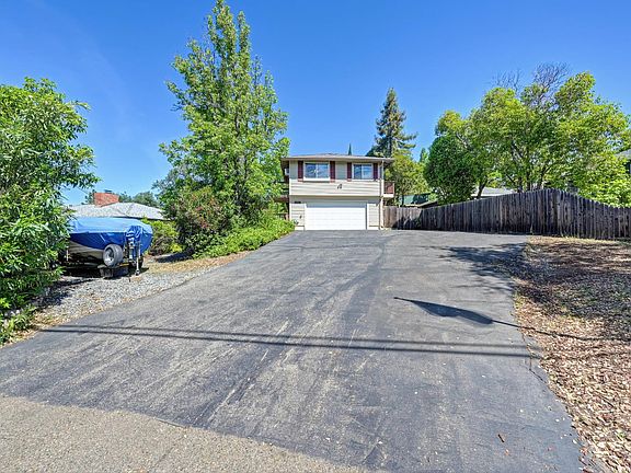 2nd image of 3582 Bell Rd