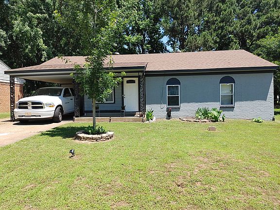 3rd image of 3100 Briarwood Dr