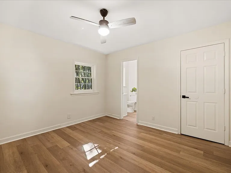 1801 Morehead Ave — Photo 16