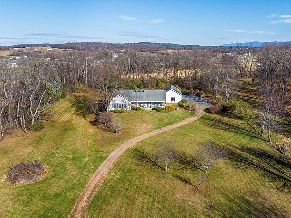 2nd image of 96 Shalom Rd