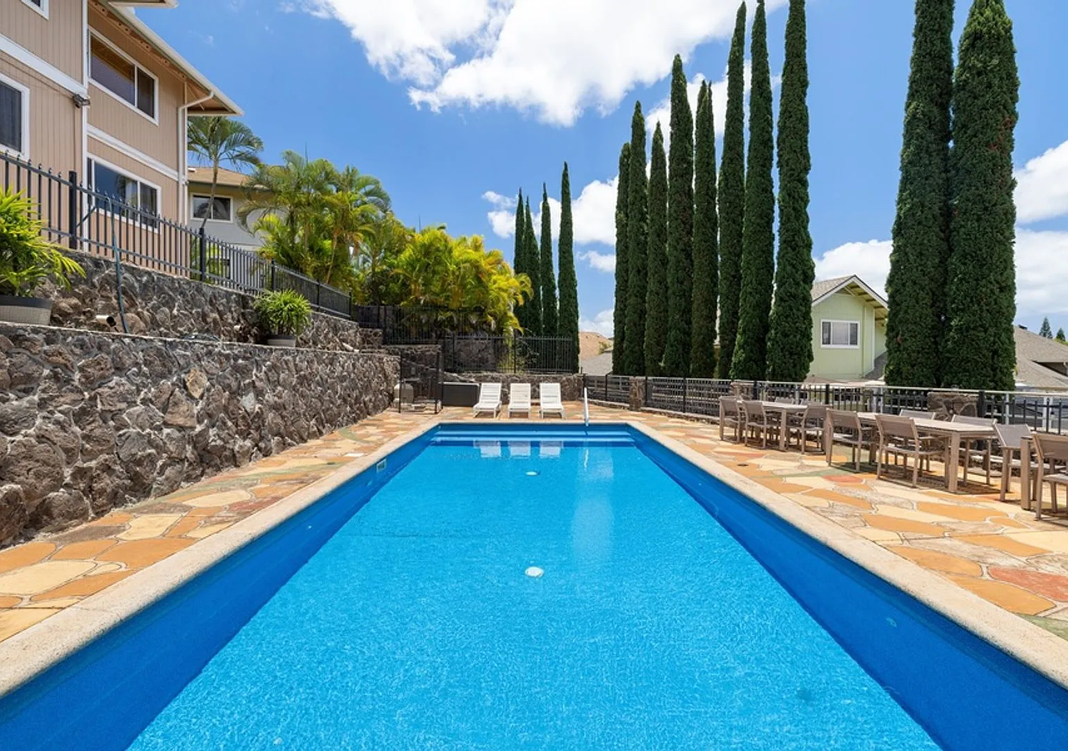 Lux Makakilo Hale: 5BR Retreat w/ AC, Private Pool & Ocean Views — Photo 2