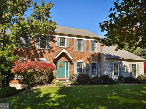 4004 Redwing Ln, Audubon, PA 19403