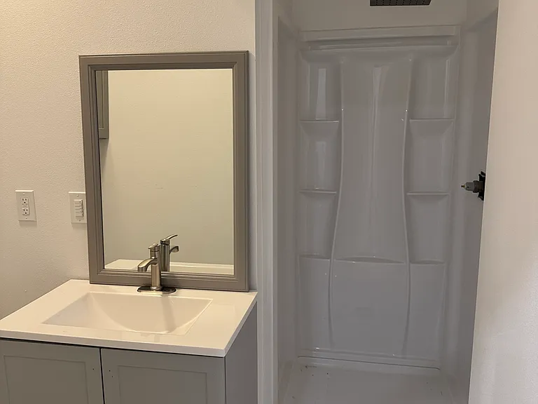 1353 Rainbow Ln — Photo 23