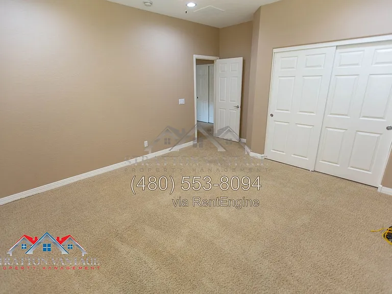 5029 W Yearling Rd — Photo 35