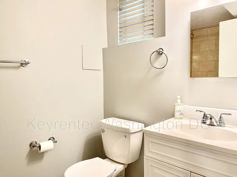 5514 Chillum Pl NE #NE — Photo 40