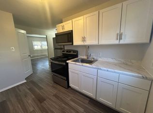 24 Lake St #2A, Monroe Township, NJ 08831