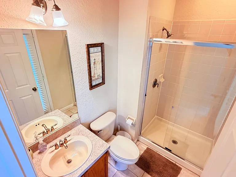 4986 Thames St W — Photo 20