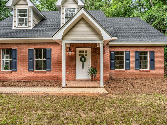 2nd image of 482 Northdale Dr