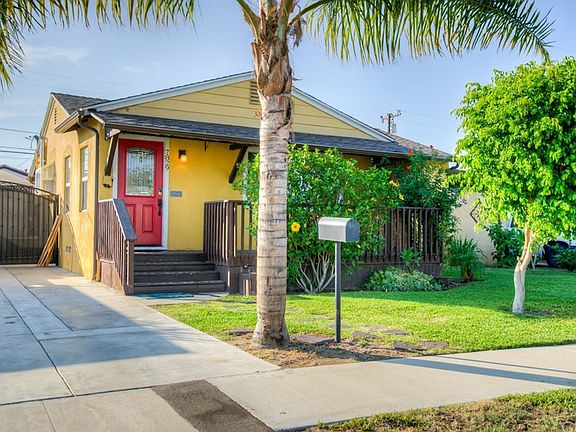 2nd image of 7829 Milna Ave