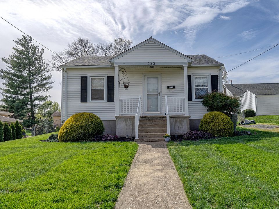 1st image of 133 Green St