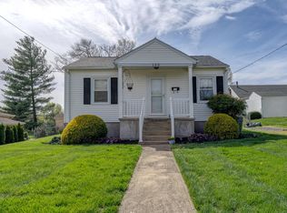 133 Green St, Salem, VA 24153