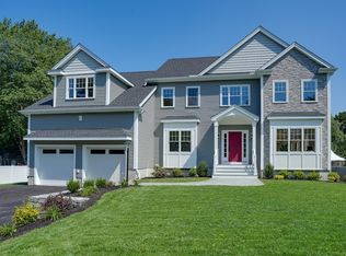 4 Wildwood St, Burlington, MA 01803
