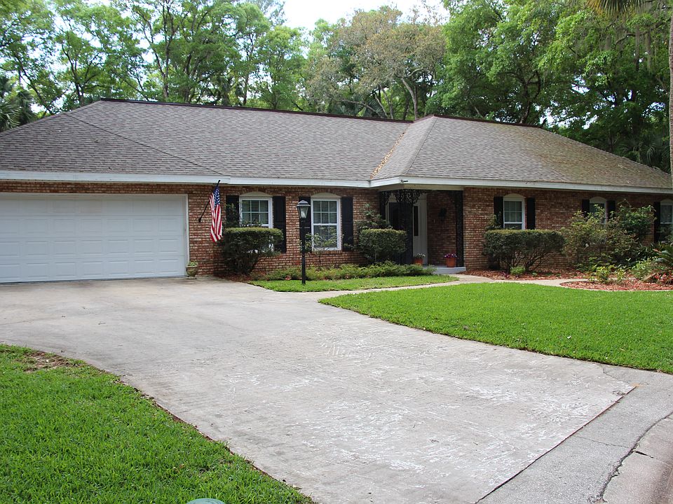 1st image of 15 Janet Cir