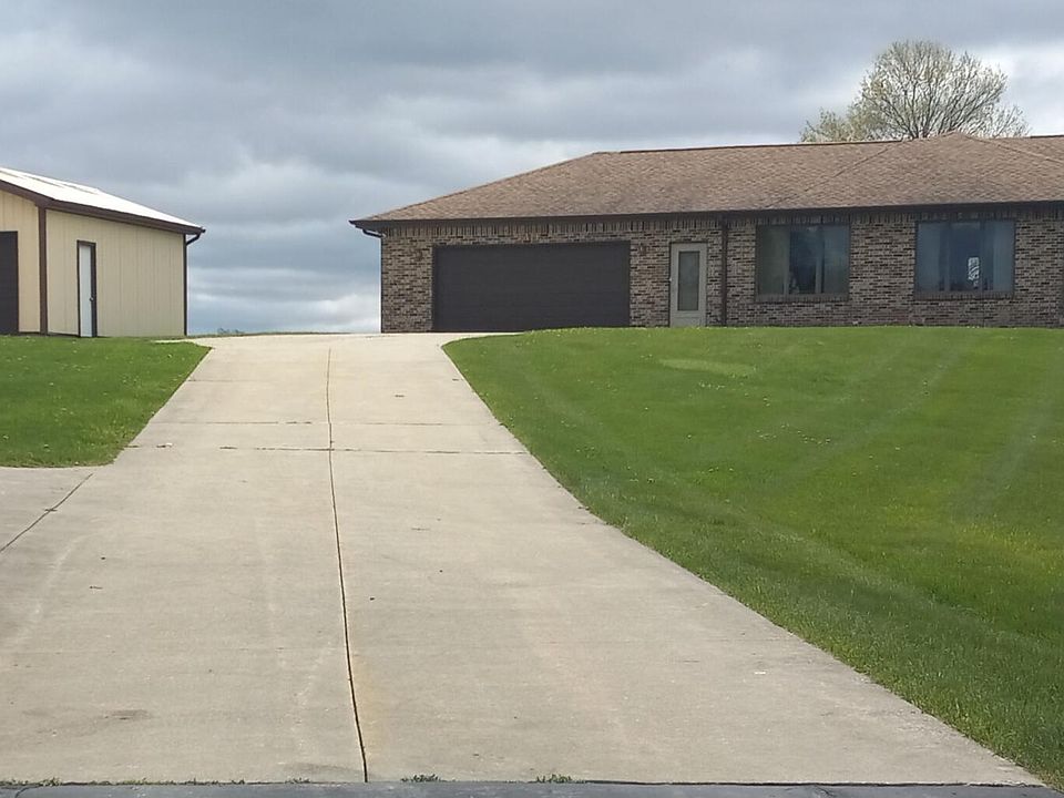 1st image of 820 McConnell Hwy