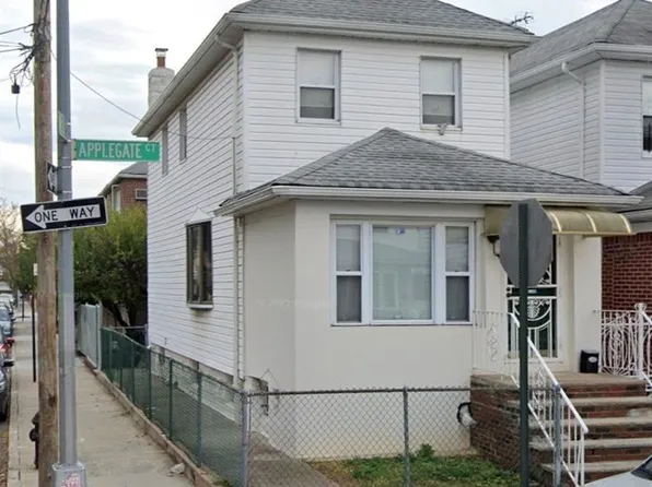 424 Applegate Ct, Brooklyn, NY 11223