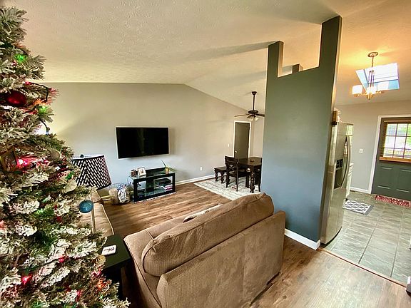 2nd image of 3175 Alderridge Ct