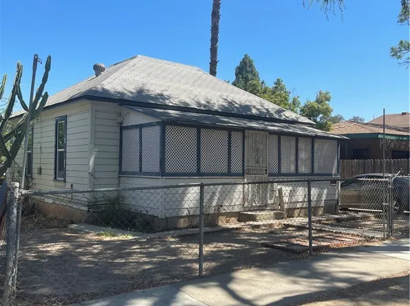 523 E 4th St, Corona, CA 92879